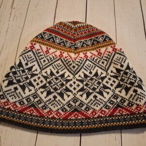 Pure New Wool Winter Hat – Nordic Pattern Knit Beanie